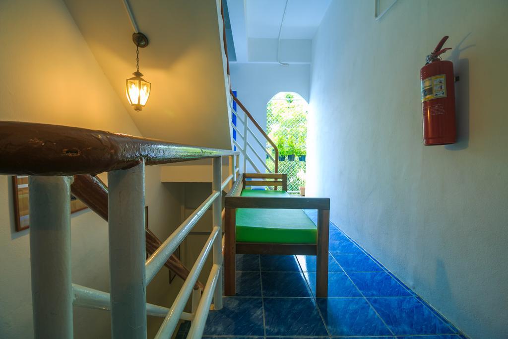 Frog House Bed & Breakfast (Adults Only) Patong المظهر الخارجي الصورة