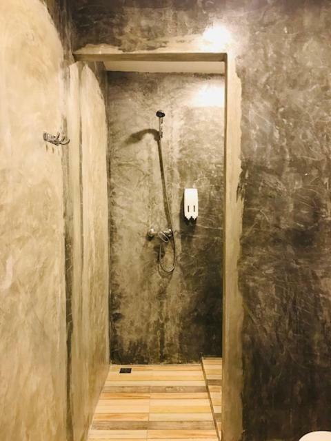 Frog House Bed & Breakfast (Adults Only) Patong المظهر الخارجي الصورة