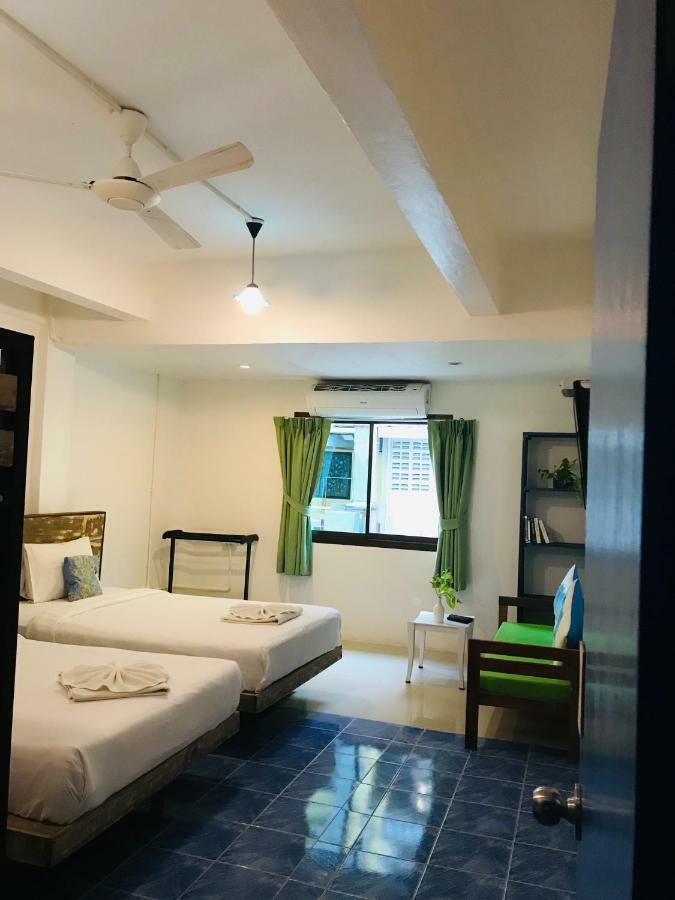 Frog House Bed & Breakfast (Adults Only) Patong المظهر الخارجي الصورة